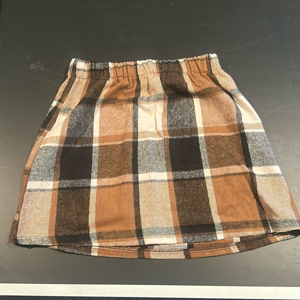 Plaid mini skirt